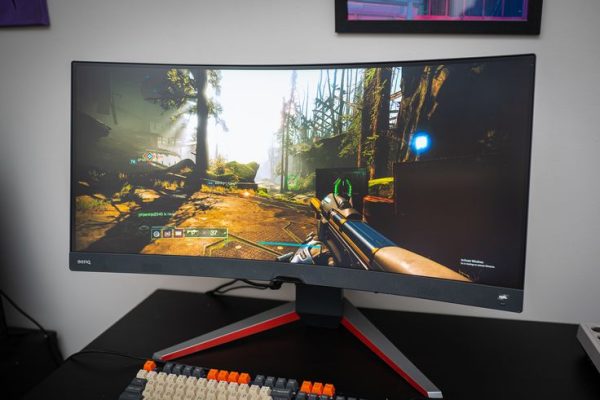 Curved Gaming Monitor